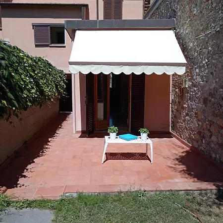 Holiday home Rosa Carrara